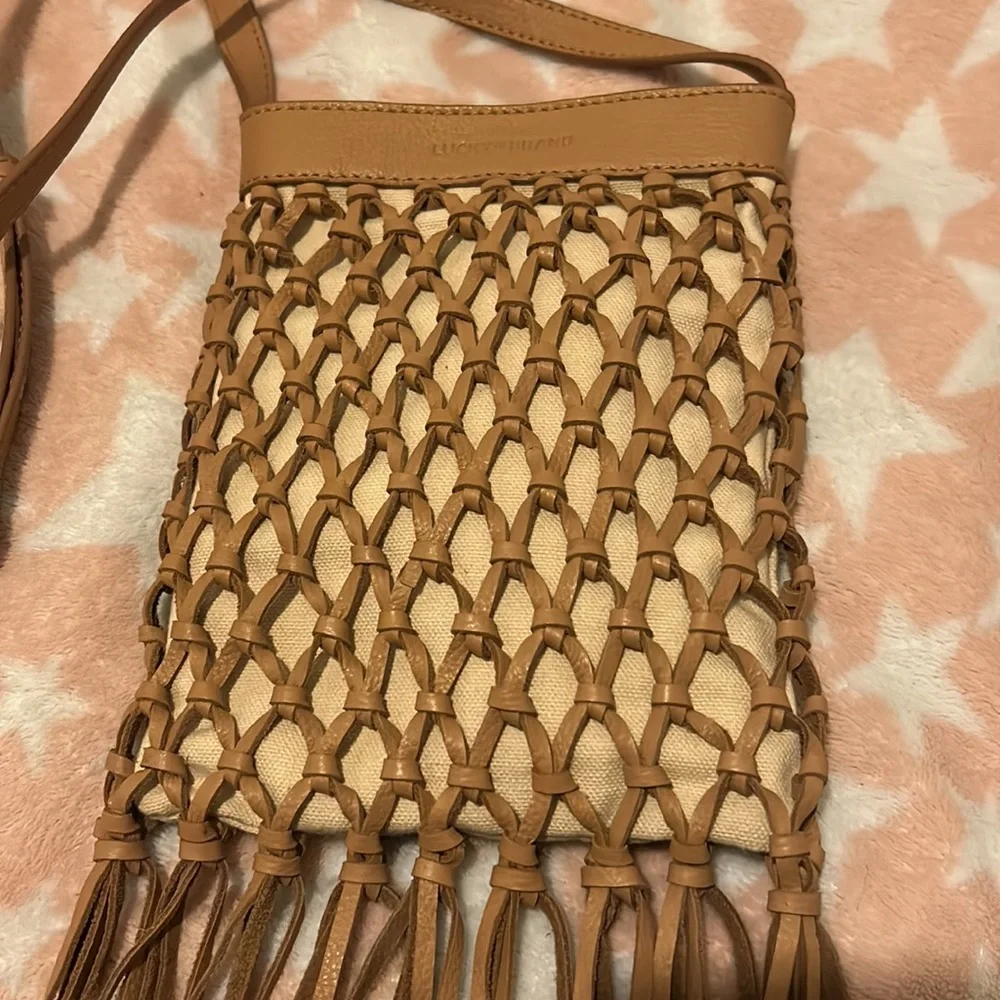 Lucky Brand Tassel crossbody - Picture 4 of 10